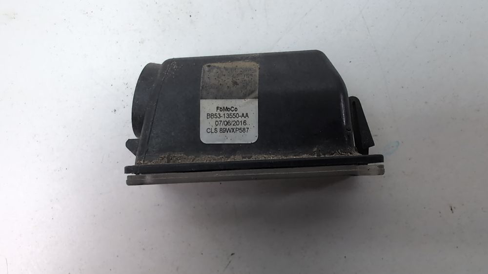 Фонарь подсветка номера Ford Explorer 2016-2017 (U502 restyle) 6M2Z13550A 1092304 фото