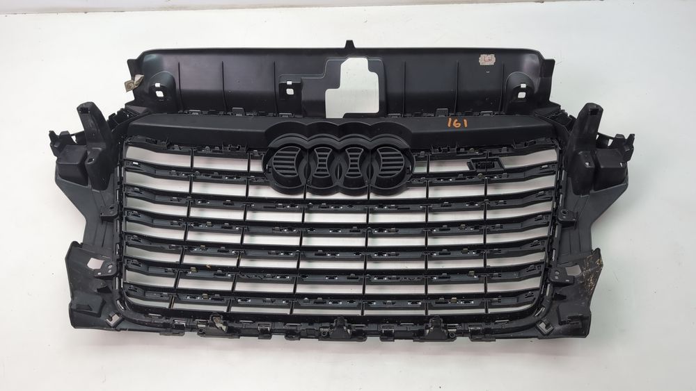 Решітка радіатора в зборі (дефект) Audi S3 2013-2016 (8V) 8V5853651D1RR 1095484 фото