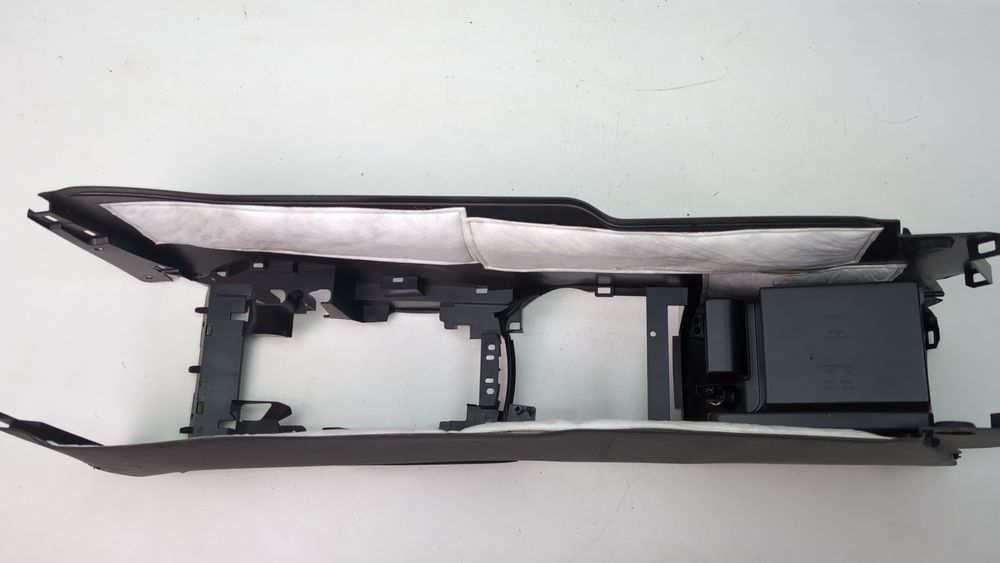 Консоль центральна з бардачком Nissan Rogue 2017-2020 (T32 Restyle rest) 969106FL0A 1097322 фото