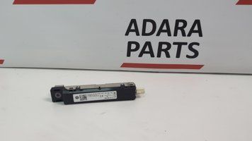Усилитель антенны верхний правый Volkswagen Tiguan 2018-2021 (AD/BW) 5NA035577E 1094075 фото