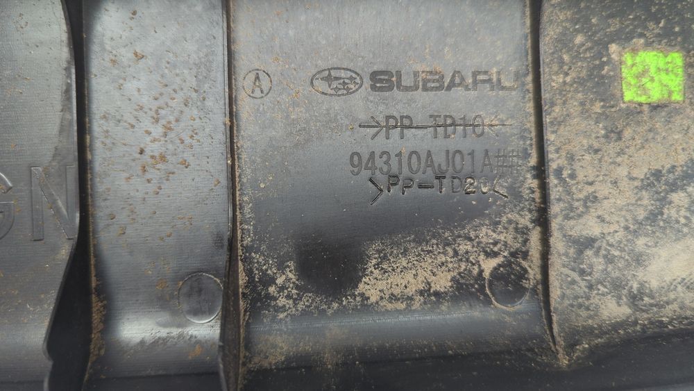 Накладка двери багажника верх черн Subaru Outback 2010-2012 (B14(BR)) 94310AJ01AVH 1046677 фото