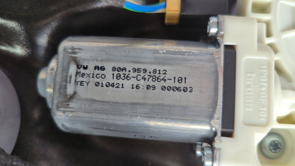 Мотор склопідйомника дверей задній (лівий) Audi Q5 2021-2024 (80A restyle) 80A959812 1055327 фото