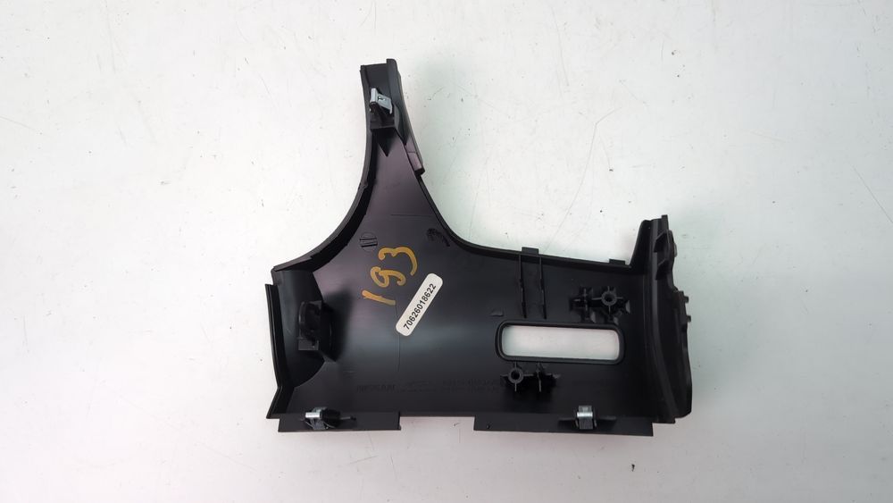 Накладка торпедо левая под кнопки сброса пробега Nissan Rogue 2017-2020 (T32 Restyle rest) 684104BA0A 1097625 фото