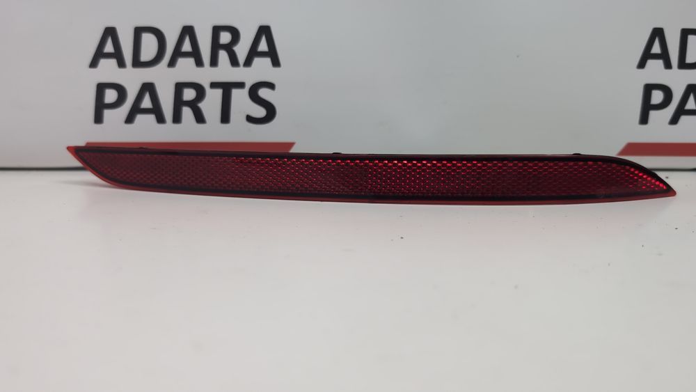 Катафот (відбивач) заднього бампера, правий Volkswagen Golf 2022-2024 (mk8) 5H0945106 1097423 фото