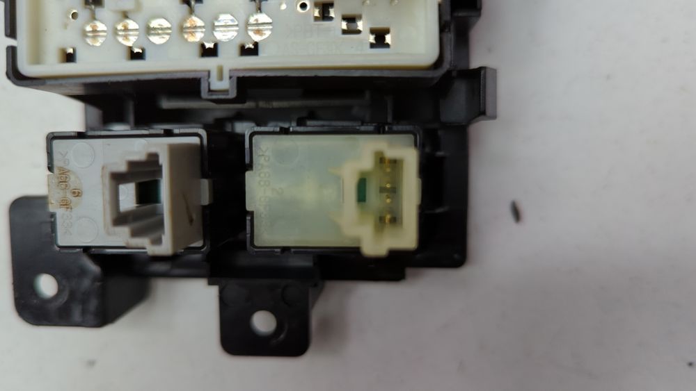 Кнопка x-mode Subaru Outback 2015-2017 (B15) 83211AL01B 1053078 фото