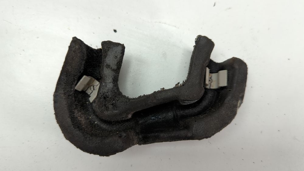 Шумоізоляція паливної трубки Audi A8 2015-2018 (D4 restyle) 167295PAA01 1038952 фото