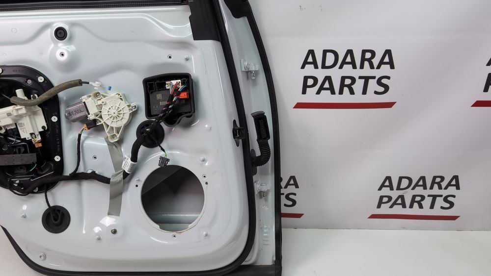 Ущільнювач двері задньої лівої передній Audi A6 2019-2023 (C8) 4K0839717 1093139 фото
