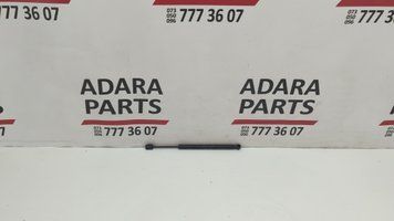Амортизатор кришки багажника Audi A3 2013-2016 (8V) 8V5827919 1051990 фото