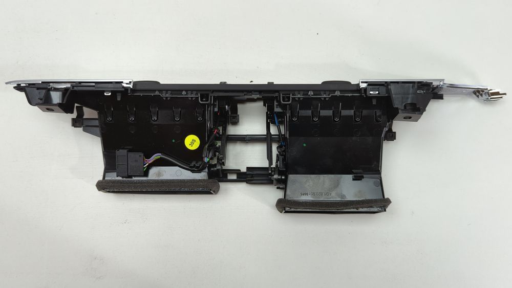 Дефлектор центральний Audi S7 2012-2015 (4G8) 4G1820951G6PS 1049016 фото