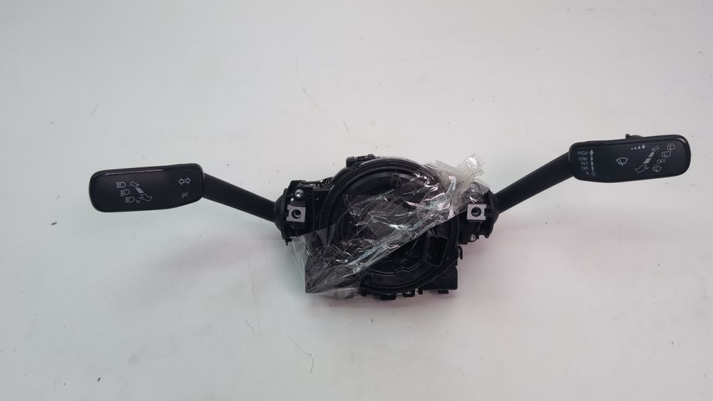 Перемикач підрульовий, у зборі з шлейом Volkswagen Tiguan 2018-2021 (AD/BW) 5Q1953521MIGI 1093707 фото