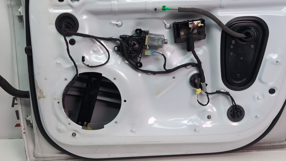 Механізм склопідйомника двері передньої правої Audi A4 2016-2019 (B9) 8W0837462 1091397 фото