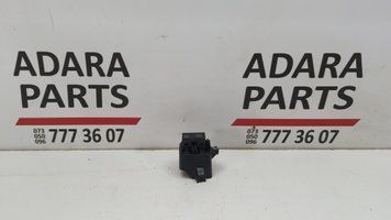Кронштейн блока управления иммобилайзера Audi S7 2012-2015 (4G8) 4G0857289 1060515 фото