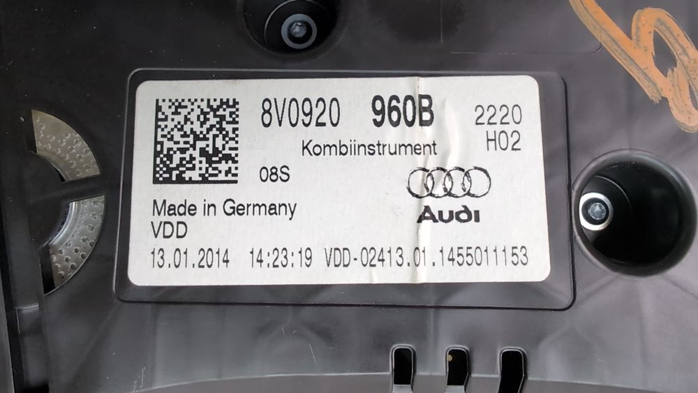 Щиток приборов/спидометр (дефект) Audi A3 2013-2016 (8V) 8V0920960H 1082787 фото