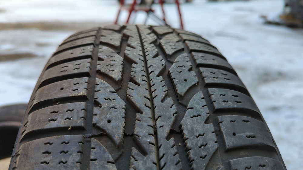 Резина по штучно 205/60R16 Hyundai Kona 2018-2021 (OS) 1060752 фото