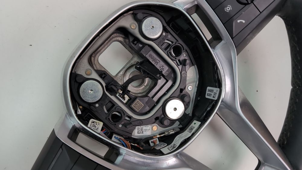Рульове колесо в зборі (дефект) BMW X1 2023-2025 (U11) 32305A4EE18 1082199 фото
