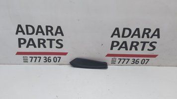 Накладка ліхтаря на кришці багажника права Volkswagen Touareg 2010-2014 (7P 2nd gen) 7P69453129B9 1064293 фото