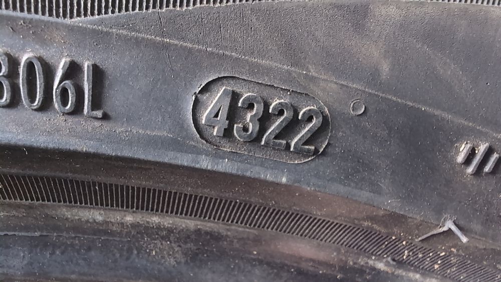 Комплект резины R21 Pirelli scorpion zero (дефект) Audi Q7 2017-2019 (4M) 1098983 фото