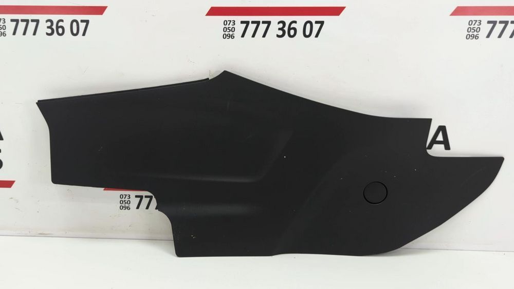 Накладка центральної консолі збоку права Chevrolet Equinox 2018-2021 (3rd gen) 84503091 1029283 фото