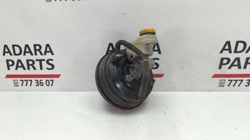 Головний гальмівний циліндр із бачком Subaru Forester 2014-2016 (SJ) 26401FJ130 1050255 фото