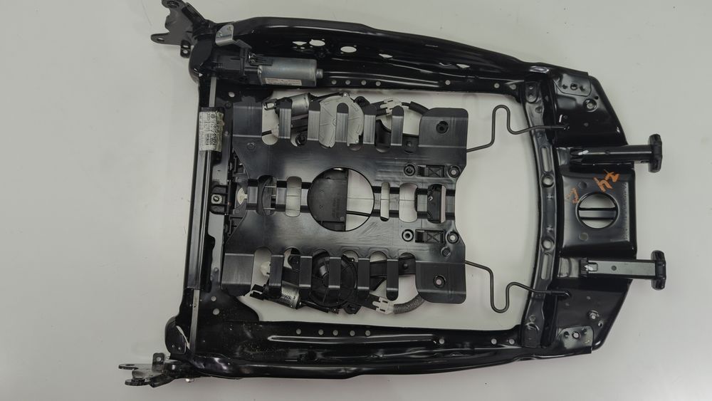 Каркас спинки левого сиденья Audi A6 2016-2018 (C7 restyle) 4G0881515 1035344 фото