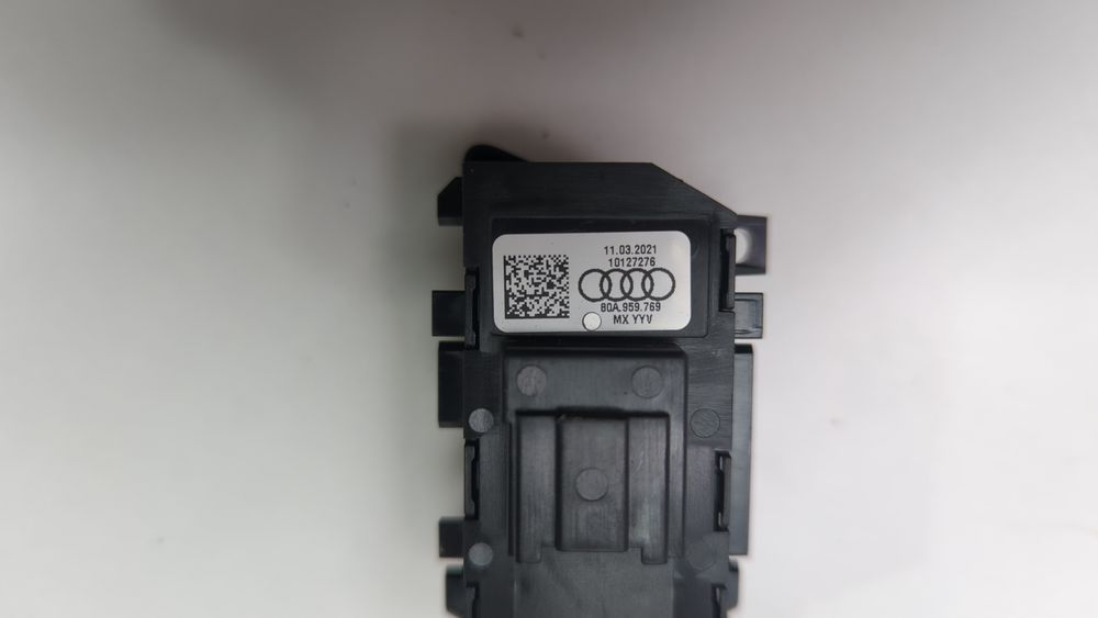 Кнопки пам'яті сидіння переднього лівого Audi Q5 2021-2024 (80A restyle) 80A959769 1055368 фото
