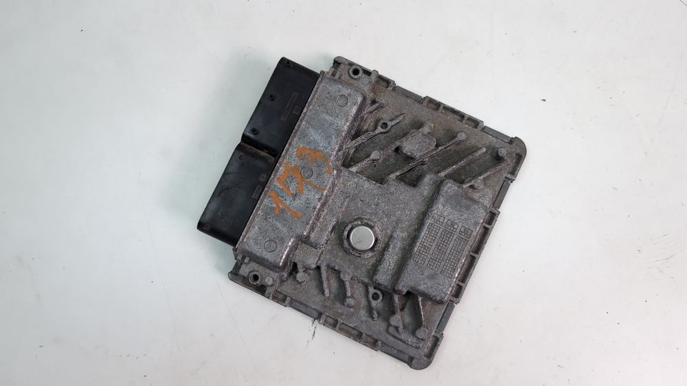 Блок керування двигуном (мотором) (ЕБУ) Audi A4 2016-2019 (B9) 8W0906259J8W0 1085041 фото