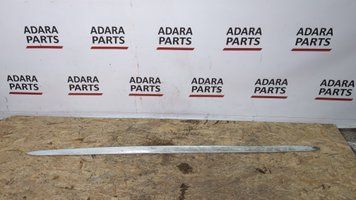 Накладка порога права (дефект) Audi A4 2016-2019 (B9) 8W0853932GRU 1084893 фото