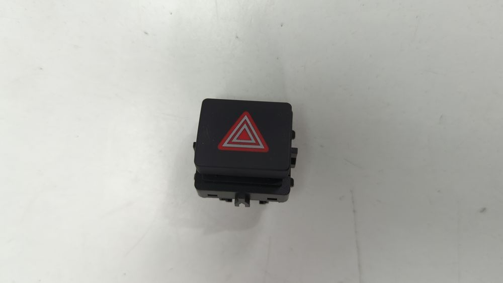 Кнопка аварийной сигнализации Audi A6 2016-2018 (C7 restyle) 4G09415095PR 1033348 фото