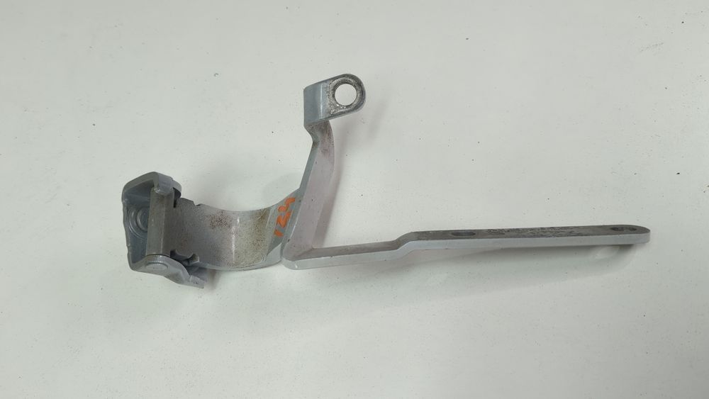 Петля крышки багажника левая Audi S5 2016-2019 (F5(8W6)) 8W8827299A 1064485 фото