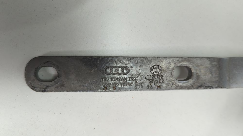 Петля крышки багажника левая Audi S5 2016-2019 (F5(8W6)) 8W8827299A 1064485 фото
