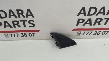 Уголок передней правой двери (с динамиком) Mercedes Benz GLA 2017-2019 (X156) A1567200211 1049942 фото