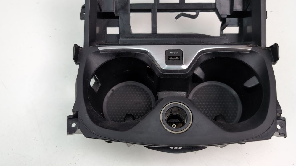 Подстаканник центральной консоли (дефект) BMW 2 Series Gran Coupe 2020-2024 (F44) 51167951771 1077706 фото