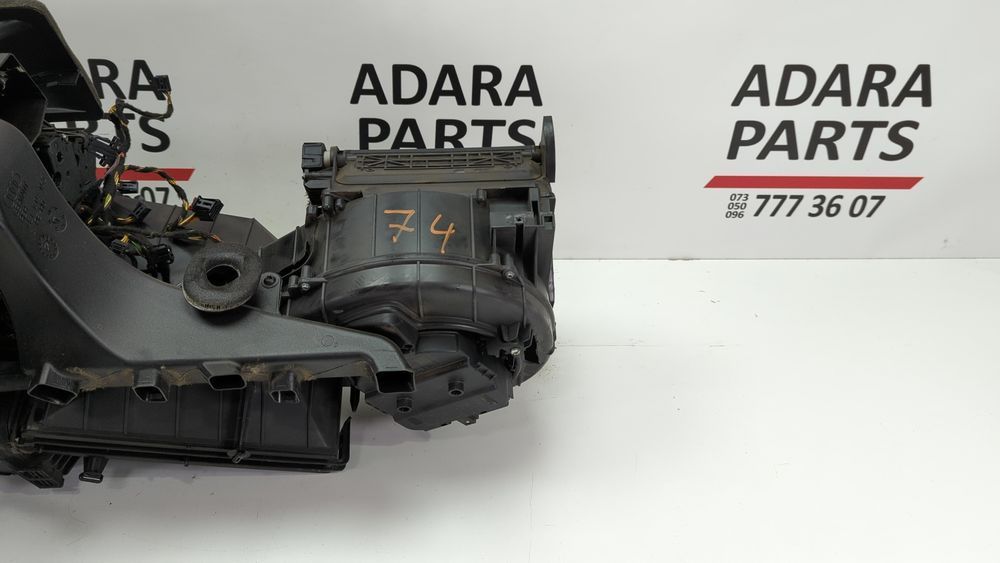 Корпус вентилятора пічки Audi A6 2016-2018 (C7 restyle) 4H1820024 1033393 фото