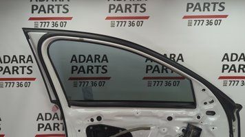Напрямне скло дверей передньої лівої Audi A8 2015-2018 (D4 restyle) 4H0837431A 1048084 фото