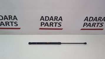 Амортизатор кришки багажника/двері 3/5-й задньої Volkswagen Golf 2022-2024 (mk8) 5H6827550K 1097330 фото