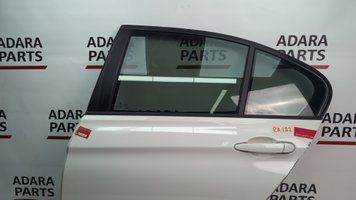 Скло задніх дверей лівих BMW 3 Series 2016-2018 (F30 Restyle rest) 51357259819 1093330 фото