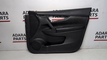 Обшивка (карта) передней двери, правая Nissan Rogue 2017-2020 (T32 Restyle rest) 809007FA0A 1097782 фото