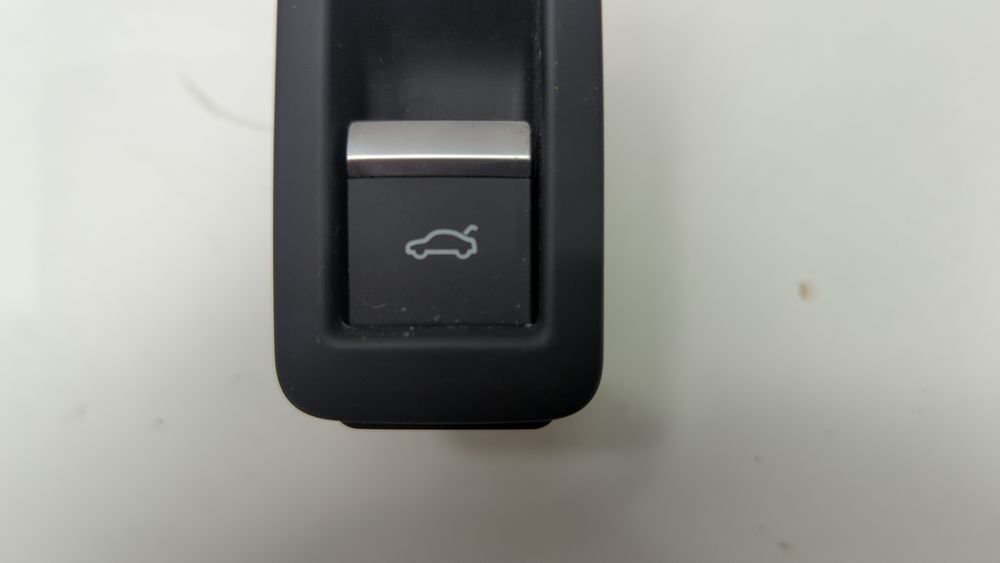 Кнопка відкриття багажника в двері Audi Q5 2021-2024 (80A restyle) 4M0959831A5PR 1055369 фото