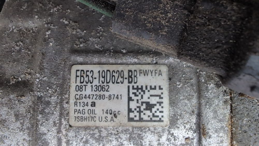 Компрессор кондиционера Ford Explorer 2016-2017 (U502 restyle) FB5Z19703B 1092665 фото