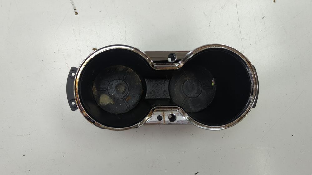 Подстаканник центральной консоли Hyundai Sonata Hybrid 2009-2014 (YF) 846703Q000 1033871 фото