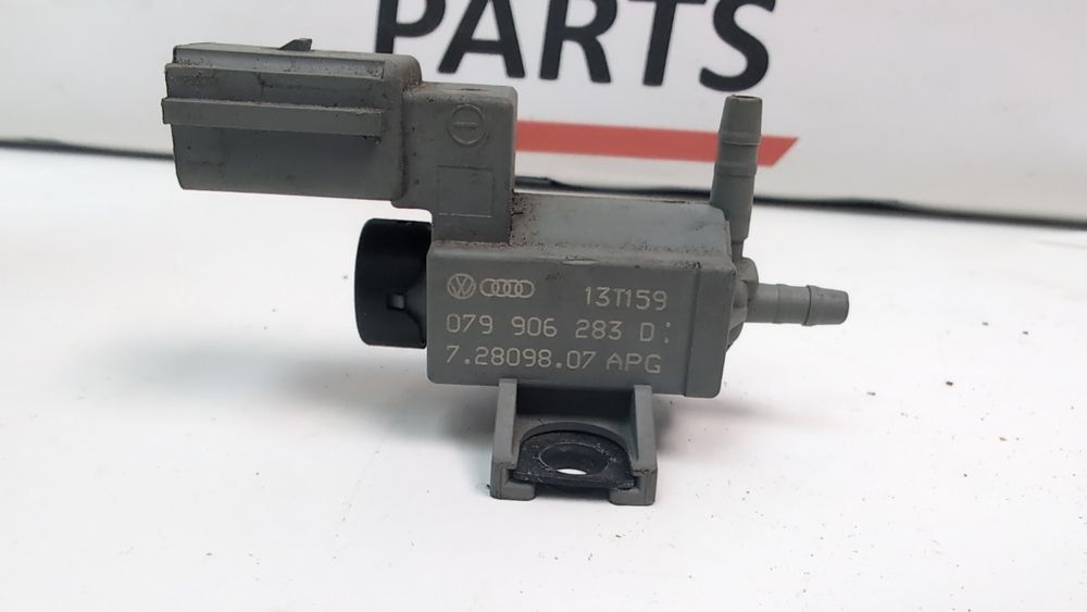 Клапан електромагнітний системи подачі повітря Audi A8 2011-2014 (D4) 079906283D 1019637 фото