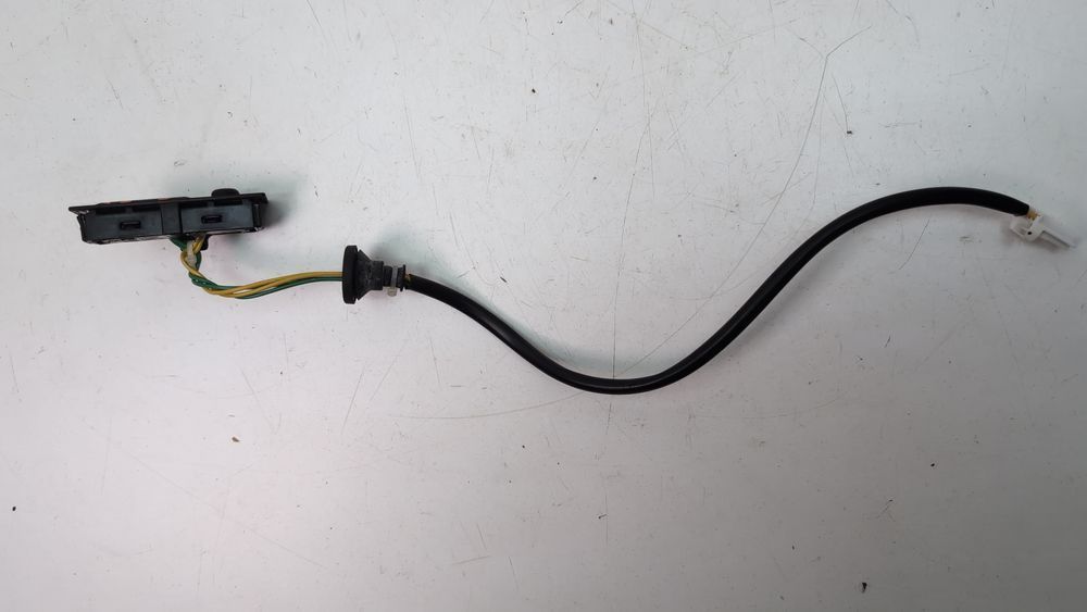 Кнопка привода замка задней 3/5 двери (ляды) Nissan Rogue 2017-2020 (T32 Restyle rest) 253804BA1A 1097935 фото