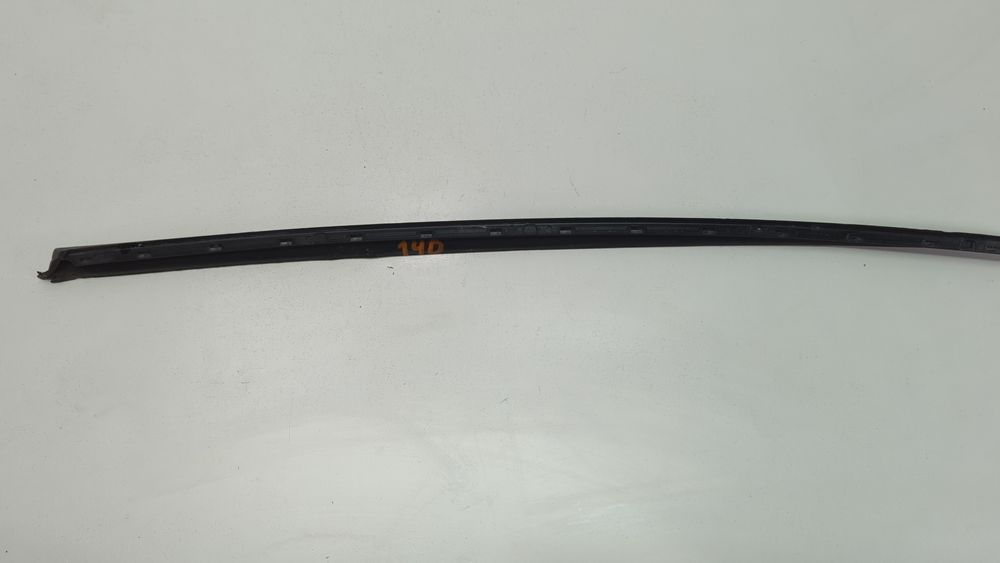 Молдинг лобового скла лівий Audi A3 2022-2024 (8Y) 8Y08543273FZ 1067683 фото