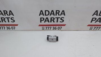 Частотний фільтр антени Volkswagen Golf 2018-2021 (mk7.5) 5Q0035570 1065859 фото