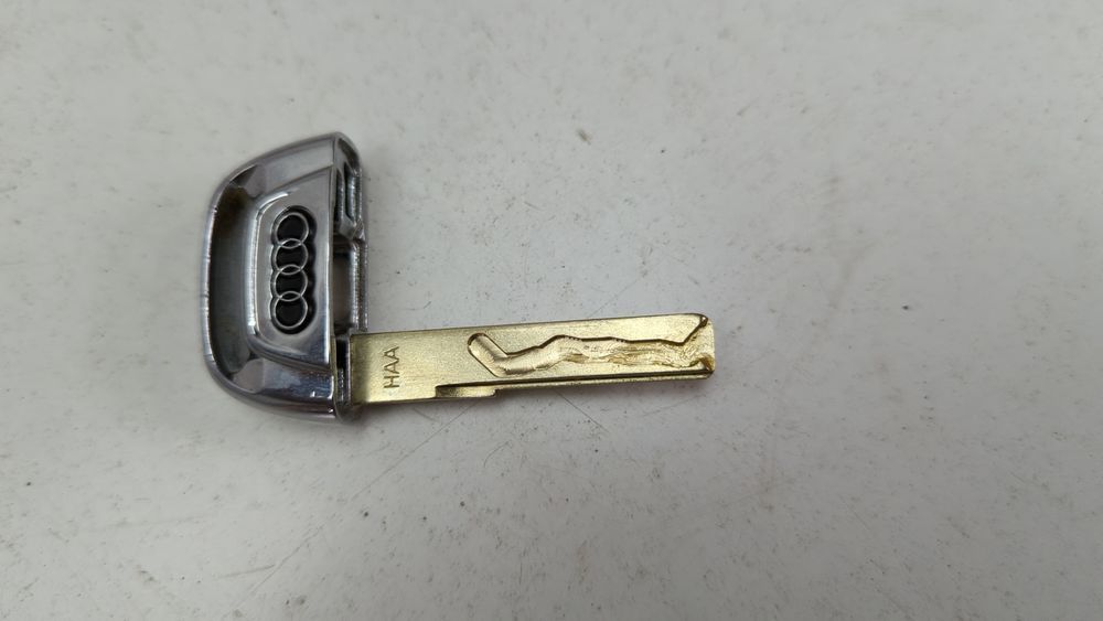 Ключ (жало) Audi S7 2012-2015 (4G8) 4H0837216BINB 1051008 фото