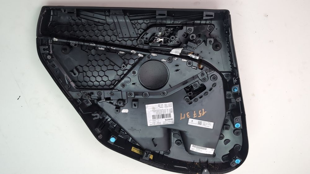 Карта двери задней правой (дефект) BMW 2 Series Gran Coupe 2020-2024 (F44) 51429418330 1076001 фото