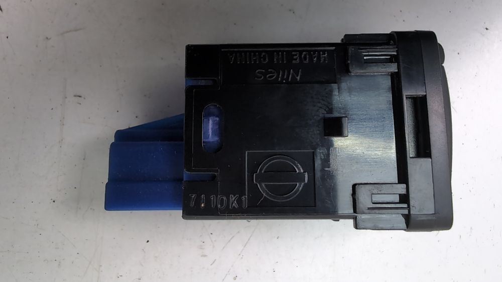 Кнопка Sport Nissan Rogue 2017-2020 (T32 Restyle rest) 251413SG0B 1097483 фото