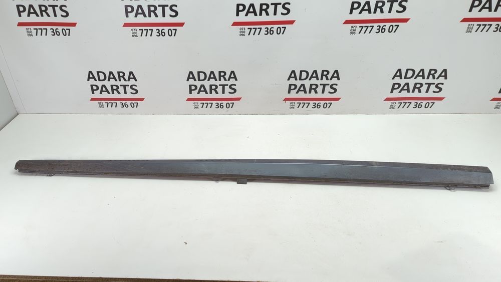 Накладка лівого порога (дефект) Audi A3 2017-2020 (8V restyle) 8V5853859GRU 1061634 фото