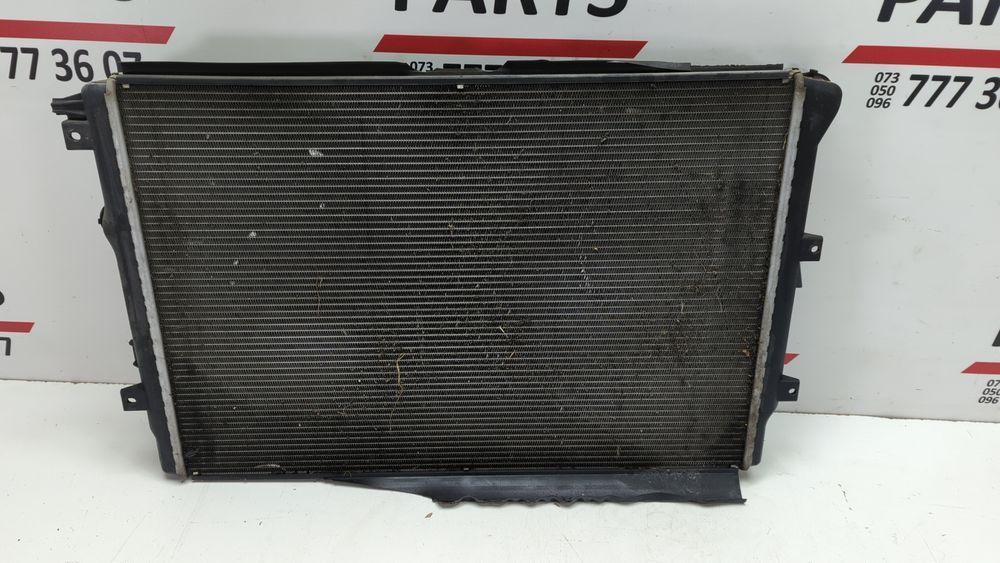 Радиатор системы охлаждения (дефект) Volkswagen Tiguan 2012-2017 (5N 1st gen restyle) 5N0121253P 1058787 фото