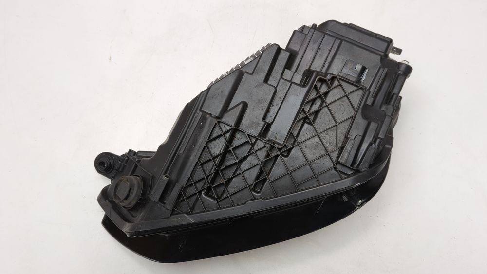 Фара передняя правая диодная (дефект) Audi Q5 2021-2024 (80A restyle) 80A941784E 1056679 фото